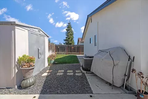 2525 Verano Ave, Modesto, CA 95355 photo 23