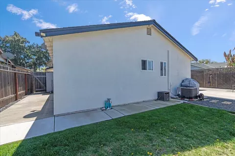 2525 Verano Ave, Modesto, CA 95355 photo 25