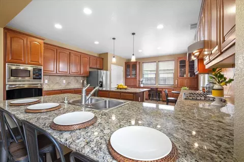 1594 Hometown Ln, Manteca, CA 95337 photo 9