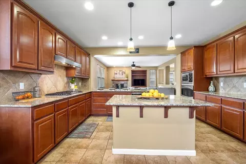 1594 Hometown Ln, Manteca, CA 95337 photo 16