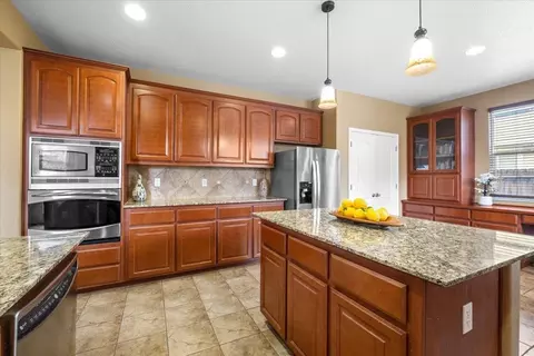 1594 Hometown Ln, Manteca, CA 95337 photo 11
