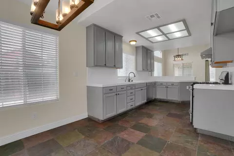 1576 Via Del Pettoruto, Gustine, CA 95322 photo 13