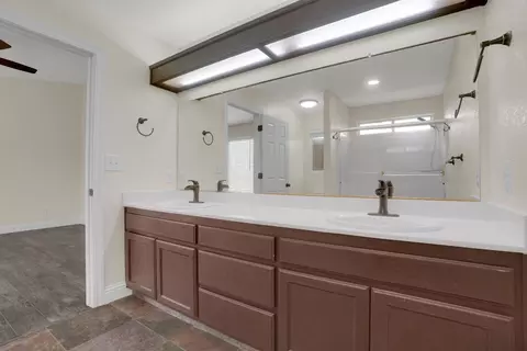 1576 Via Del Pettoruto, Gustine, CA 95322 photo 23