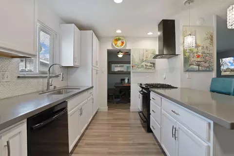 704 Woodrow Ave, Modesto, CA 95350 photo 12