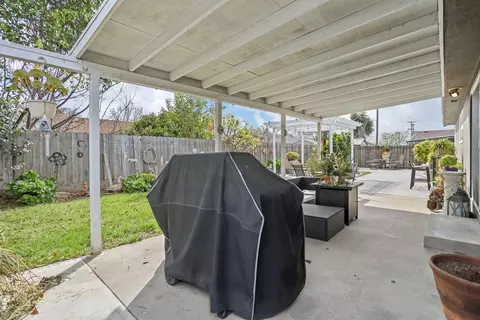 704 Woodrow Ave, Modesto, CA 95350 photo 24