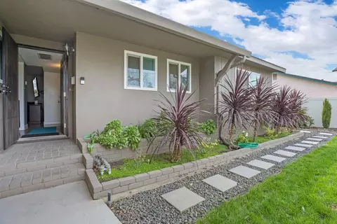 704 Woodrow Ave, Modesto, CA 95350 photo 4