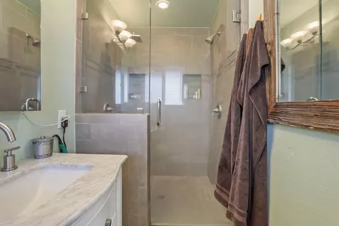 704 Woodrow Ave, Modesto, CA 95350 photo 21