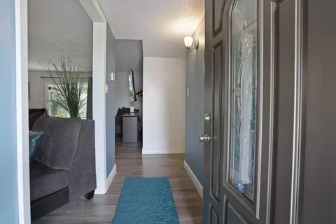 704 Woodrow Ave, Modesto, CA 95350 photo 5