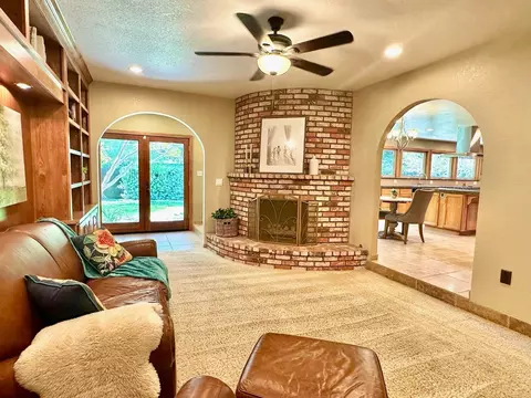 Living - 1721 N Johnson Rd, Turlock, CA 95382 photo 4 of 5