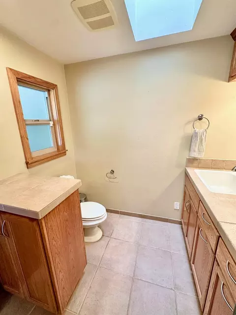Bath - 1721 N Johnson Rd, Turlock, CA 95382 photo 1 of 7