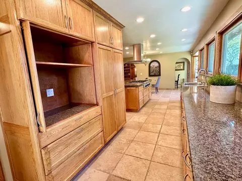 Kitchen - 1721 N Johnson Rd, Turlock, CA 95382 photo 9 of 10