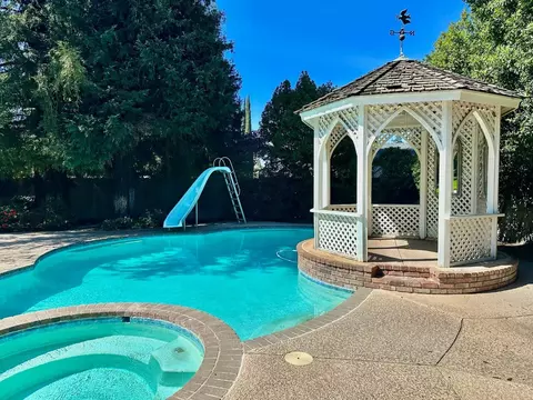 Exterior - 1721 N Johnson Rd, Turlock, CA 95382 photo 15 of 17