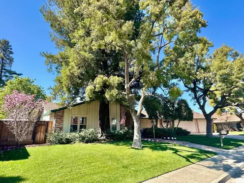 Exterior - 1721 N Johnson Rd, Turlock, CA 95382 photo 5 of 17
