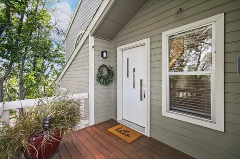 157 Valley Oak Dr, Roseville, CA 95678