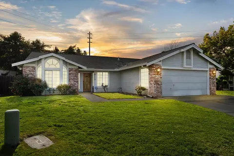 8115 Orchid Tree Way, Antelope, CA 95843 photo 2