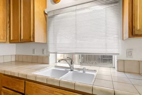 8115 Orchid Tree Way, Antelope, CA 95843 photo 19