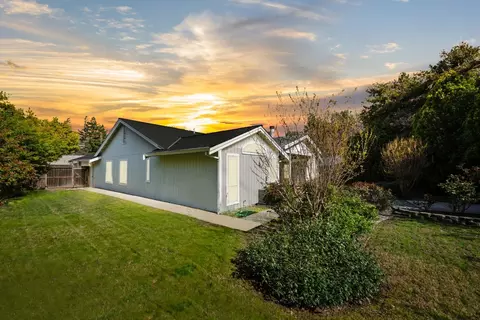 8115 Orchid Tree Way, Antelope, CA 95843 photo 3