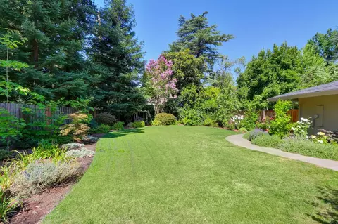 Exterior - 1640 Gary Way, Carmichael, CA 95608 photo 13 of 17