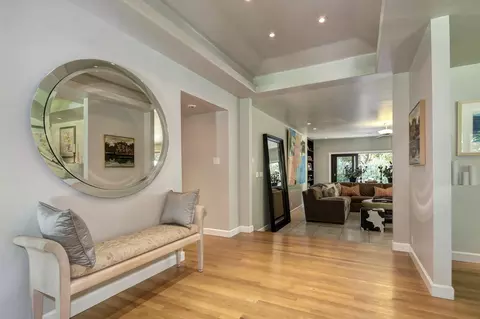Entry Way - 1640 Gary Way, Carmichael, CA 95608 photo 2 of 5
