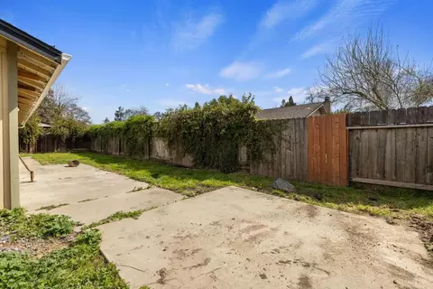 2708 Dania Ct, Modesto, CA 95358 photo 32