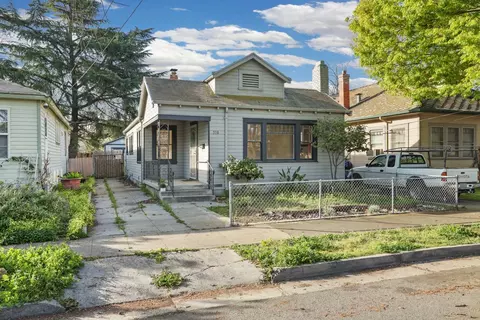 318 E Pine St, Stockton, CA 95204 photo 3