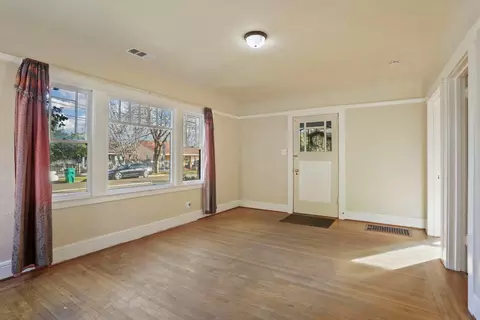 318 E Pine St, Stockton, CA 95204 photo 9