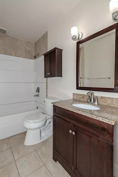 Bath - 1509 Brookdale Dr, Merced, CA 95340 photo 5 of 7