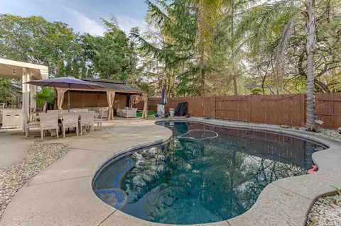 Exterior - 4412 Old Dairy Dr, Antelope, CA 95843 photo 8 of 10