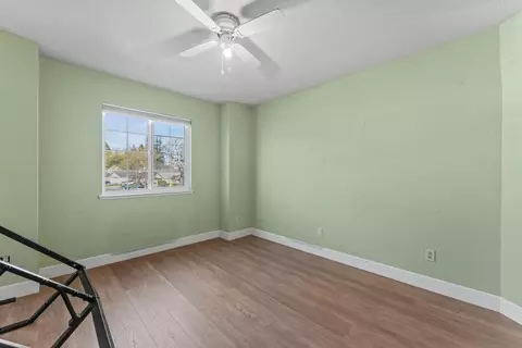 Bedroom - 4412 Old Dairy Dr, Antelope, CA 95843 photo 4 of 6