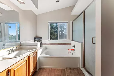 Bath - 4412 Old Dairy Dr, Antelope, CA 95843 photo 3 of 4