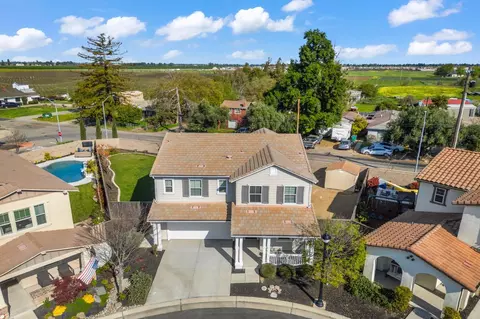 1207 Cabernet Ct, Lodi, CA 95242 photo 2