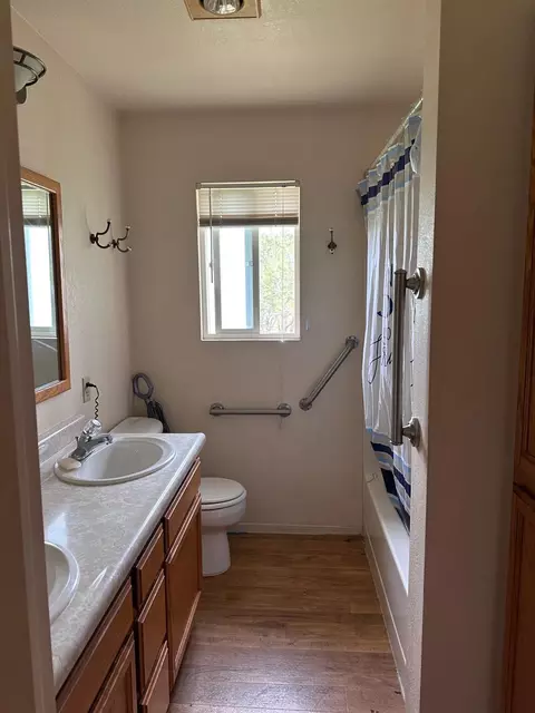 9047 Swasey Rd, Redding, CA 96001 photo 13