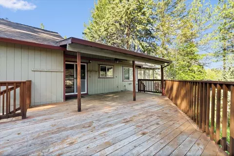Exterior - 1880 Point View Dr, Placerville, CA 95667 photo 7 of 8