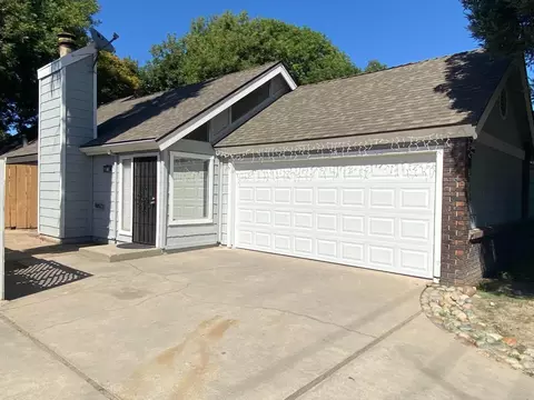 2013 Floyd Ave, Modesto, CA 95355 photo 1
