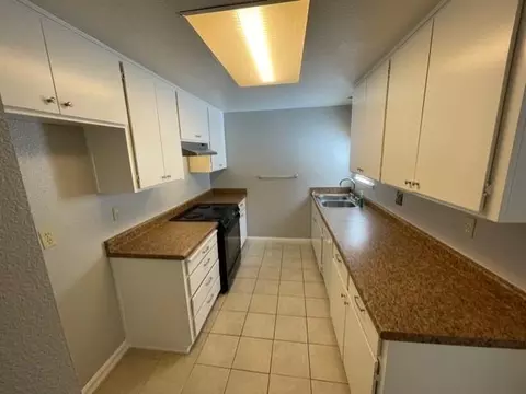 2013 Floyd Ave, Modesto, CA 95355 photo 4