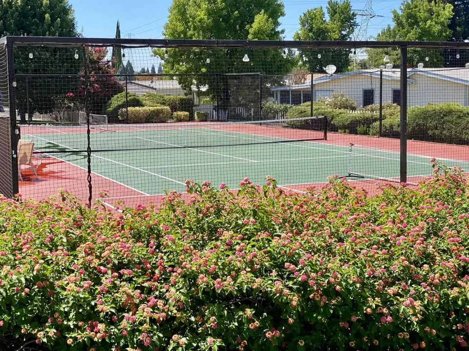 View/Area - 284 Lafayette Dr, Roseville, CA 95678 photo 1 of 1