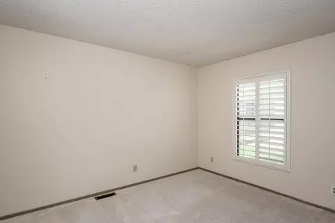 Bedroom - 284 Lafayette Dr, Roseville, CA 95678 photo 1 of 4