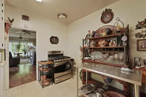 Kitchen - 10400 E Highway 12, Lodi, CA 95240 photo 3 of 5