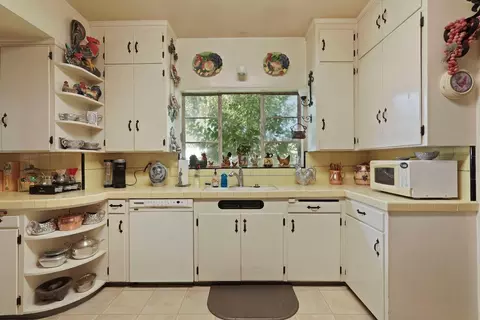 Kitchen - 10400 E Highway 12, Lodi, CA 95240 photo 1 of 5