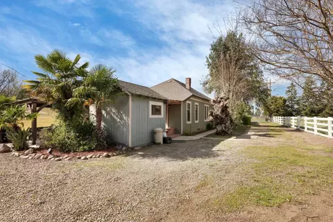 Exterior - 10400 E Highway 12, Lodi, CA 95240 photo 25 of 34