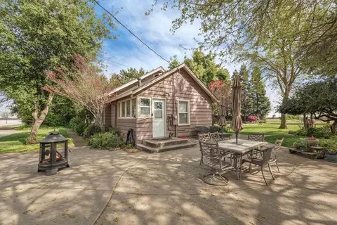Exterior - 10400 E Highway 12, Lodi, CA 95240 photo 5 of 34