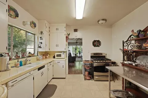 Kitchen - 10400 E Highway 12, Lodi, CA 95240 photo 2 of 5
