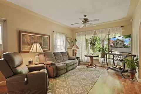 Living - 10400 E Highway 12, Lodi, CA 95240 photo 3 of 3