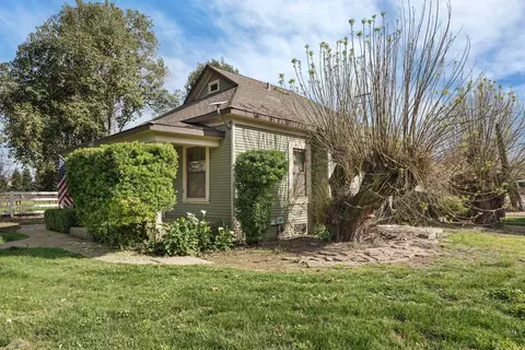 Exterior - 10400 E Highway 12, Lodi, CA 95240 photo 22 of 34