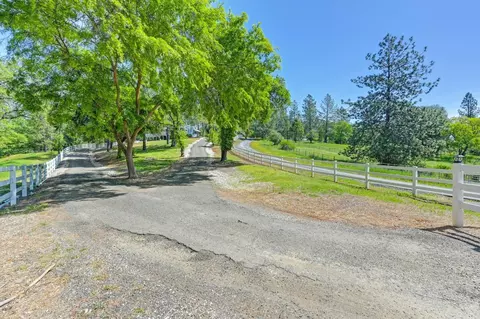Exterior - 285 Fairidge Dr, Applegate, CA 95703 photo 13 of 31