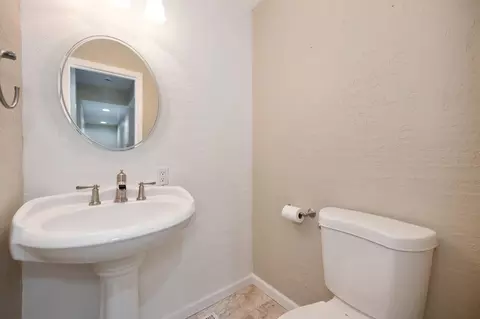 Bath - 285 Fairidge Dr, Applegate, CA 95703 photo 1 of 4