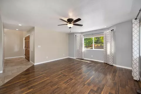 Living - 285 Fairidge Dr, Applegate, CA 95703 photo 3 of 10