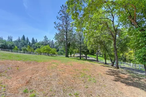 Exterior - 285 Fairidge Dr, Applegate, CA 95703 photo 19 of 31