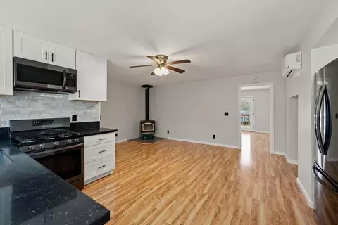 Living - 4951 Pilot View Dr, Pilot Hill, CA 95664 photo 3 of 5