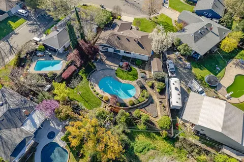 View/Area - 5301 De John Ave, Carmichael, CA 95608 photo 4 of 11